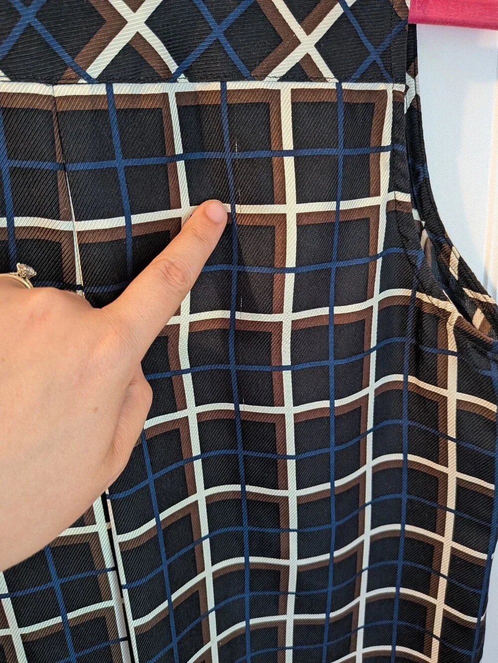 J. Crew Silk Twill Top in Windowpane Black Brown Sleeveless V-Neck - Size 2